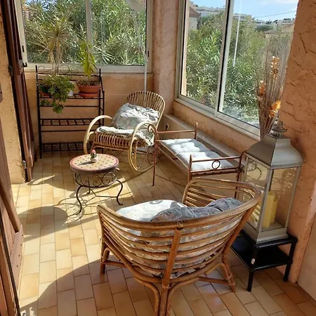 Holiday home Tranquille Dans La Cite Du Mimosa - 2 Etoiles - Axelle Loc'appart *