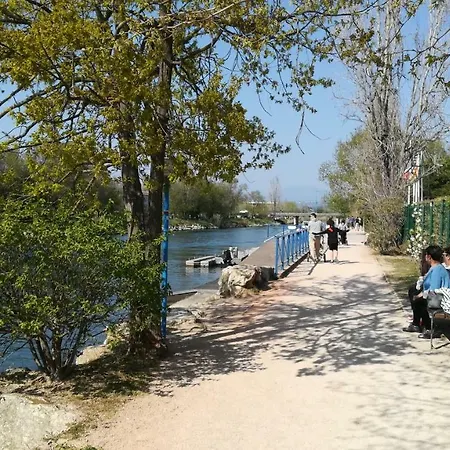 Tranquille Dans La Cité Du Mimosa - Axelle Loc'appart Сasa de vacaciones Mandelieu